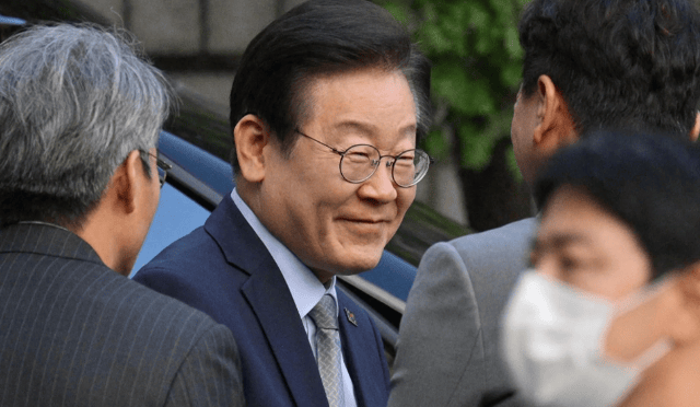 退选条件已定，李在明政敌闹崩，韩国选举变了天，保守阵营或分裂