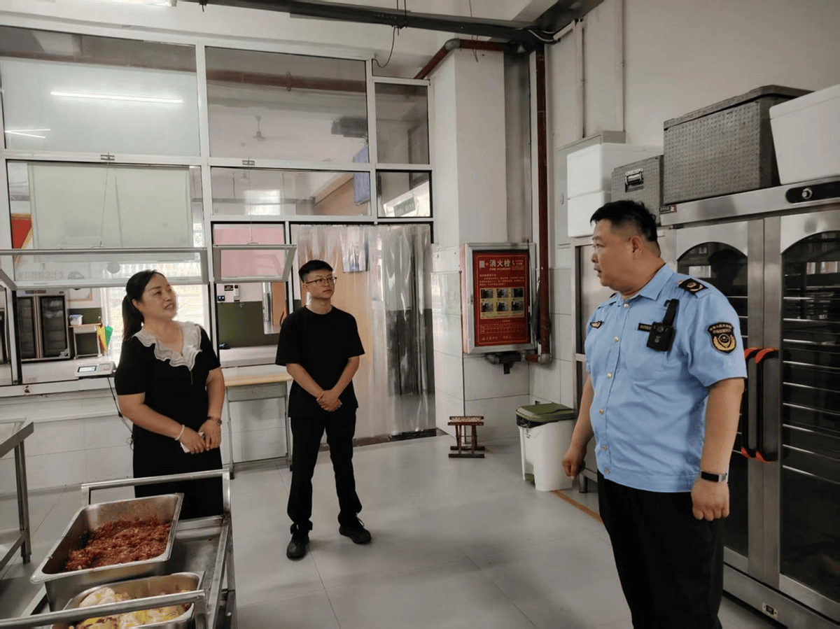 台前县凤台街道：联合守护为未成年人暑期安全“加码”