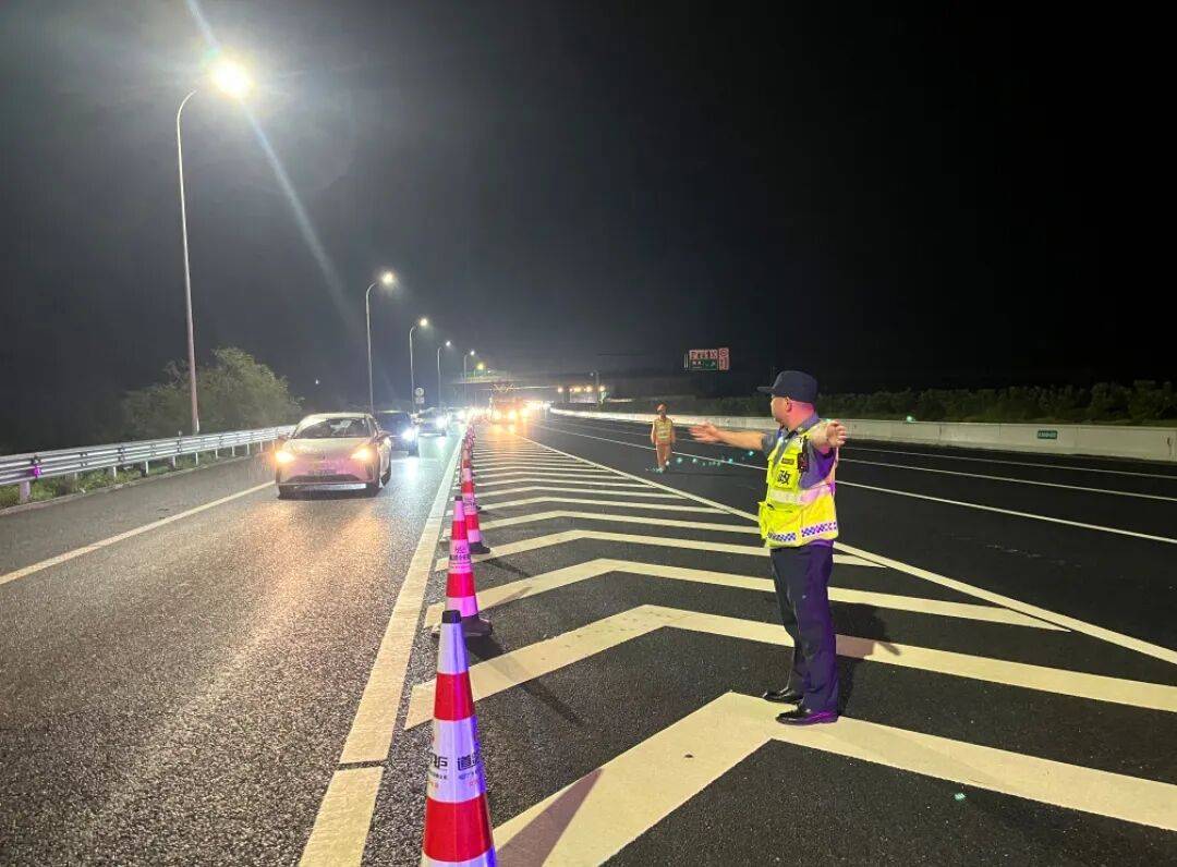 14级！强台风“麦德姆”即将登陆！又有台风生成……