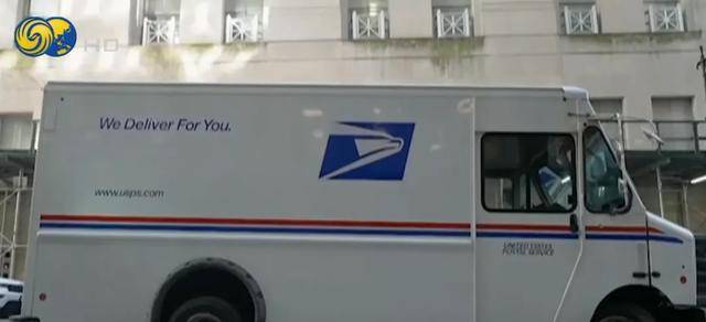 美政府“停摆”持续，联邦雇员被迫搞起了副业：送快递、帮忙遛狗